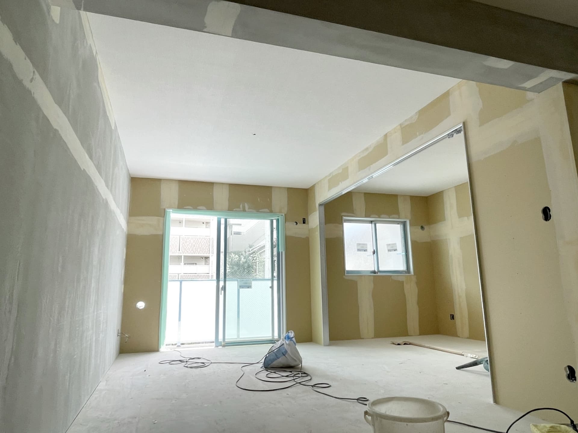 内装仕上げ工事